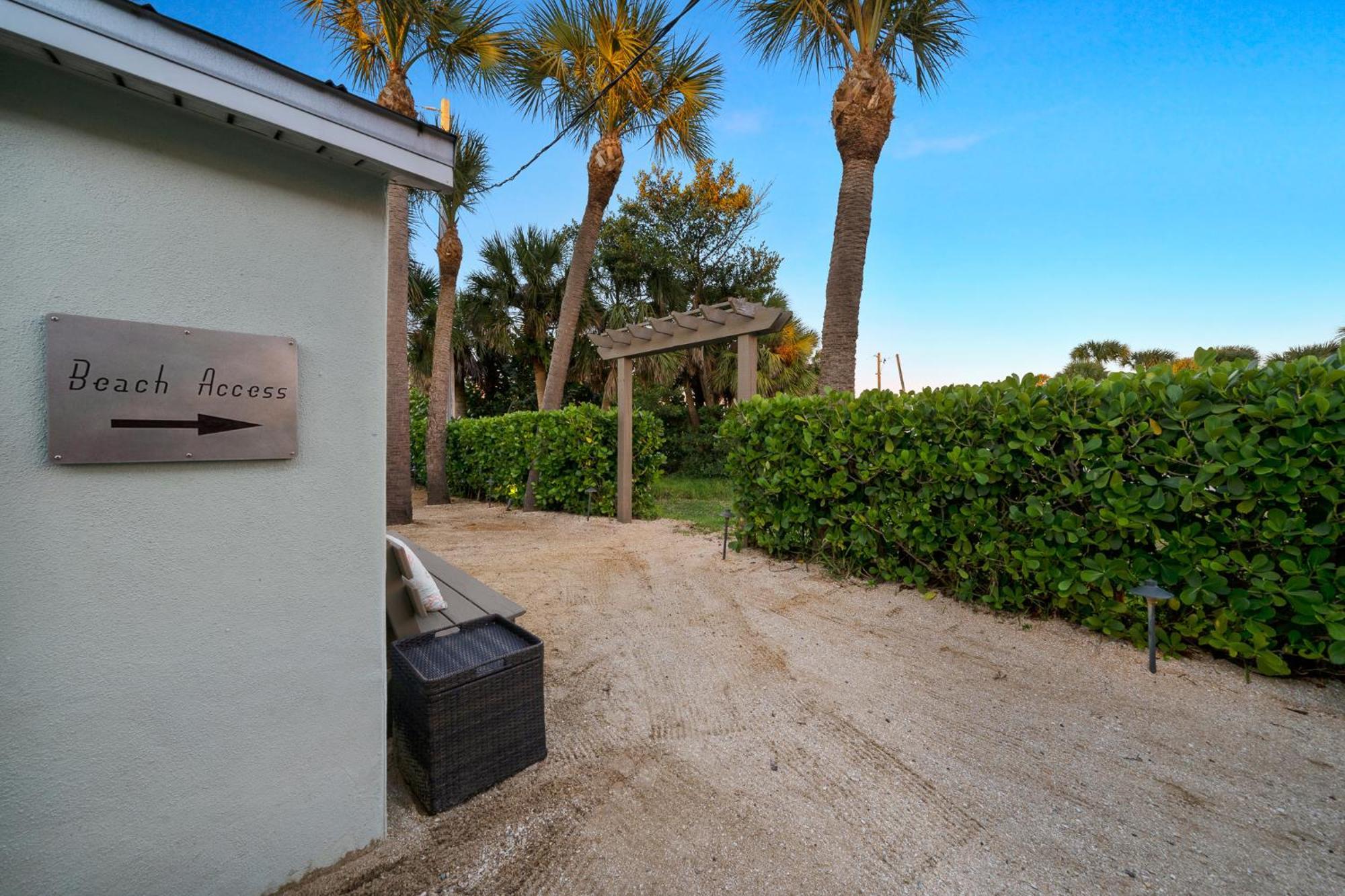 Wonderful Place Wprivate Patio Next To The Beach Cocoa Beach Exterior photo